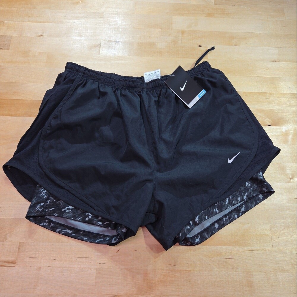 NWT Nike Dri-FIT Women's Black  Solid Running Shorts Size Large